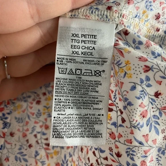 Old Navy - Smoked Yok Ditsy Floral - Picture 9 of 15